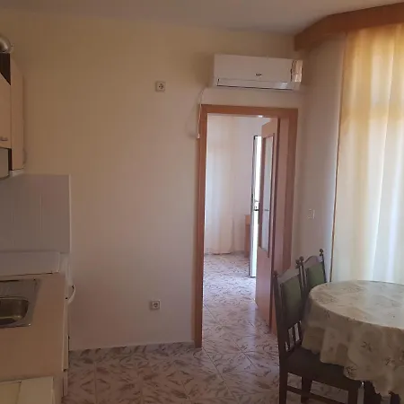 Hotel Larisa 호텔 3*